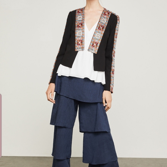 BCBG EMBROIDERED BLAZER SZ SMALL - Picture 1 of 7